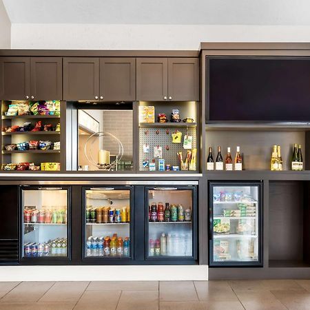 ווילסונוויל Best Western Plus Parkway Inn מראה חיצוני תמונה