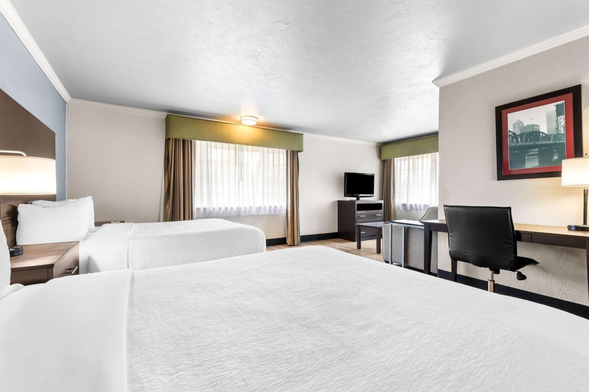 ווילסונוויל Best Western Plus Parkway Inn מראה חיצוני תמונה